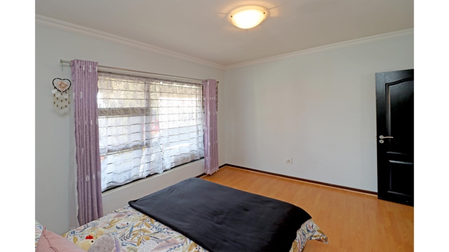 3 Bedroom Property for Sale in Barbeque Downs Gauteng
