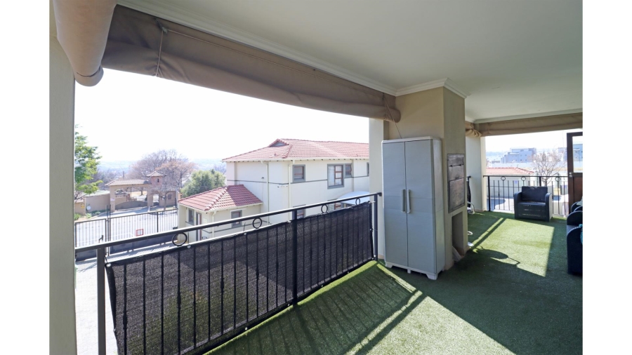 3 Bedroom Property for Sale in Barbeque Downs Gauteng