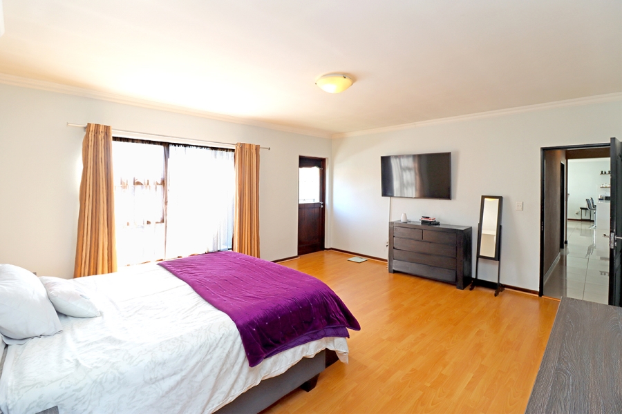 3 Bedroom Property for Sale in Barbeque Downs Gauteng