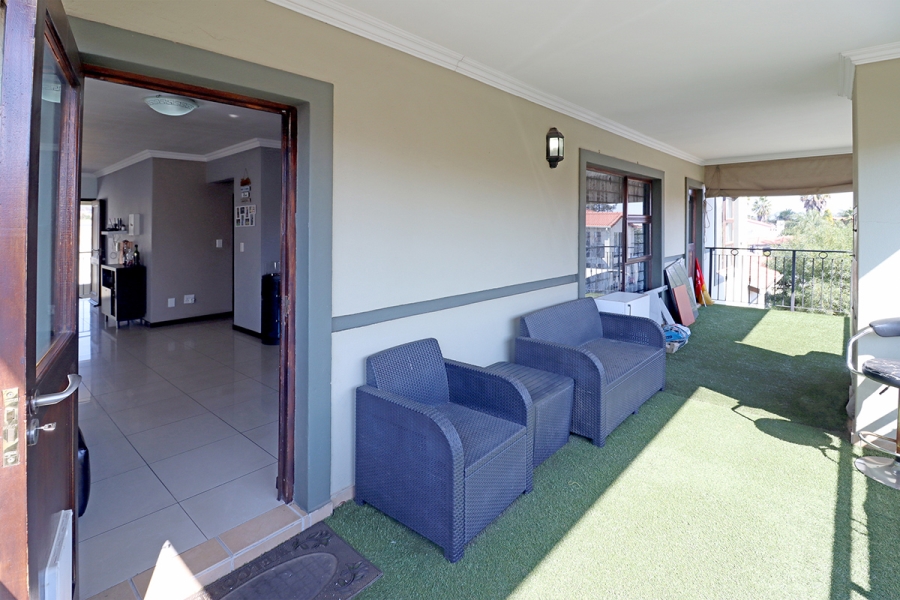 3 Bedroom Property for Sale in Barbeque Downs Gauteng