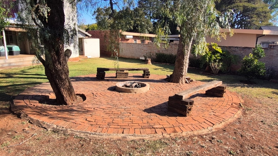 4 Bedroom Property for Sale in Wierda Park Gauteng