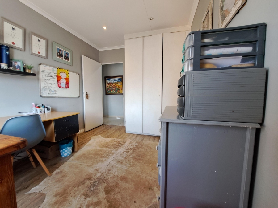 4 Bedroom Property for Sale in Ruimsig Gauteng