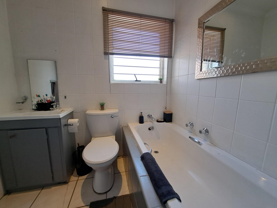 4 Bedroom Property for Sale in Ruimsig Gauteng