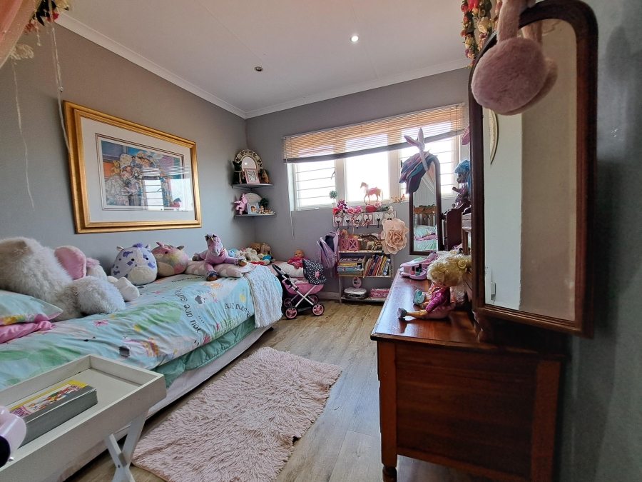 4 Bedroom Property for Sale in Ruimsig Gauteng