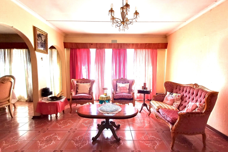 4 Bedroom Property for Sale in Mimosa Park Gauteng