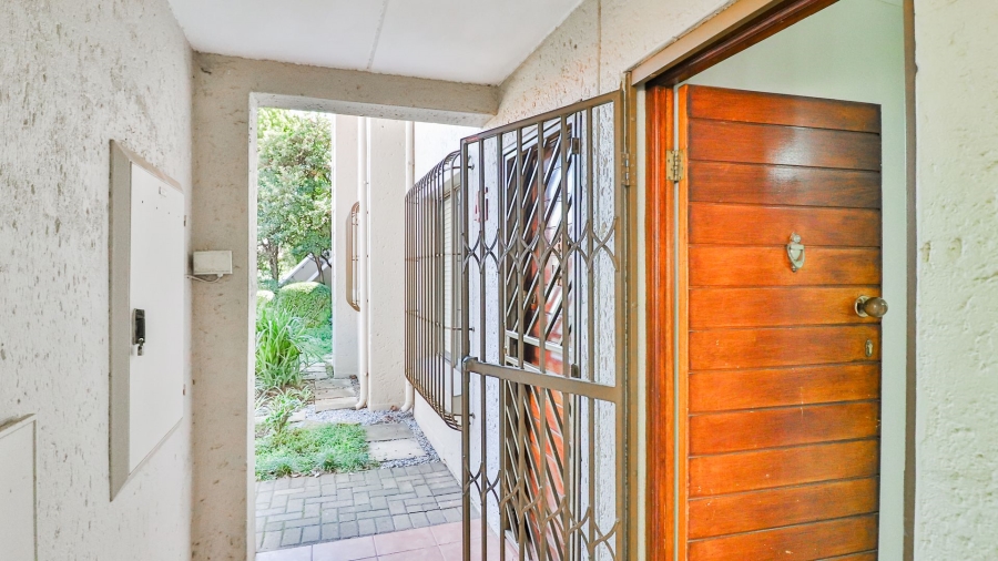 2 Bedroom Property for Sale in Bedfordview Gauteng