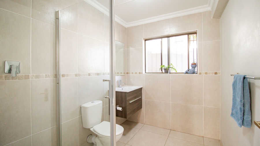 2 Bedroom Property for Sale in Bedfordview Gauteng