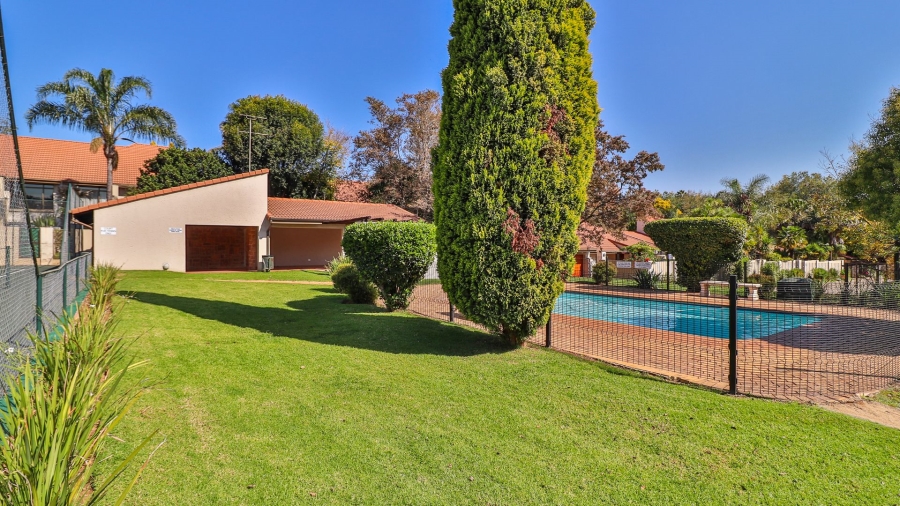 2 Bedroom Property for Sale in Bedfordview Gauteng