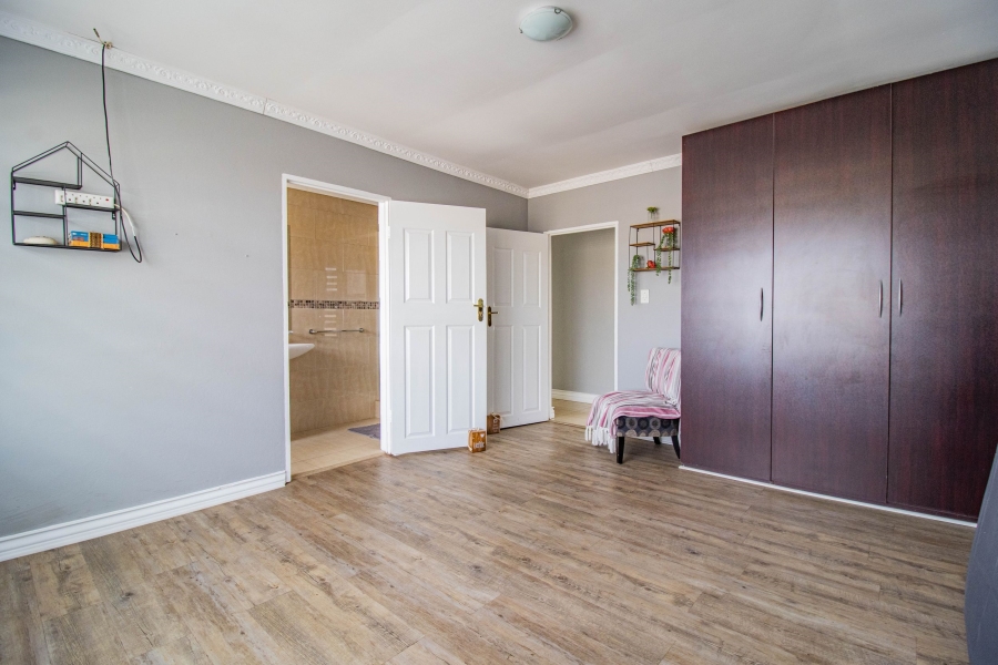6 Bedroom Property for Sale in Blue Saddle Ranches Gauteng
