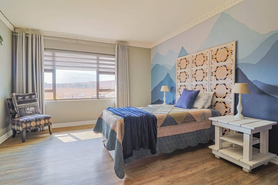 6 Bedroom Property for Sale in Blue Saddle Ranches Gauteng