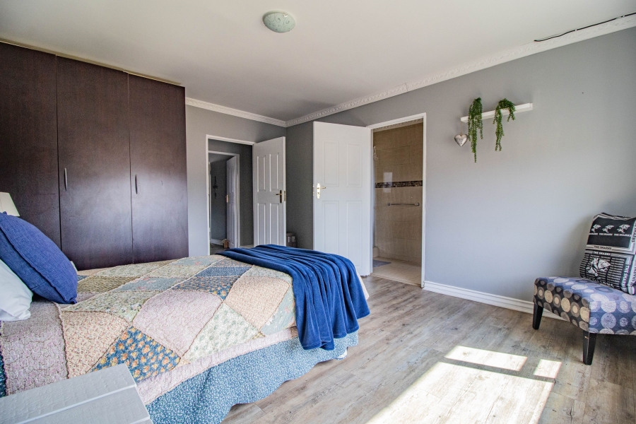 6 Bedroom Property for Sale in Blue Saddle Ranches Gauteng