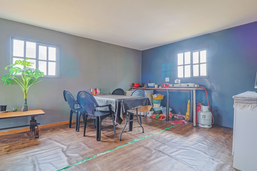 6 Bedroom Property for Sale in Blue Saddle Ranches Gauteng