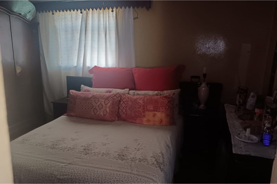 2 Bedroom Property for Sale in Diepkloof Gauteng