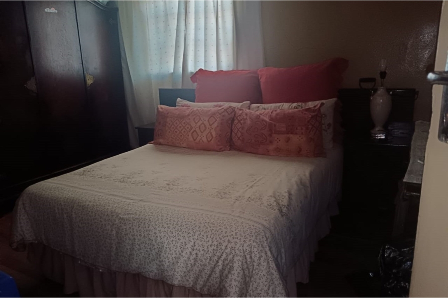 2 Bedroom Property for Sale in Diepkloof Gauteng