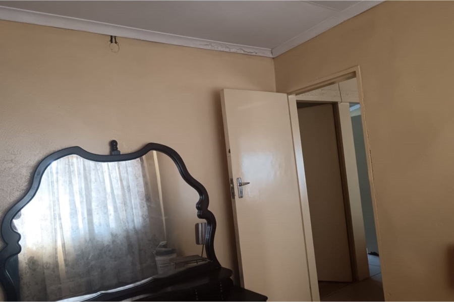 2 Bedroom Property for Sale in Diepkloof Gauteng