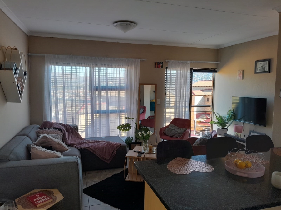 1 Bedroom Property for Sale in Mulbarton Gauteng