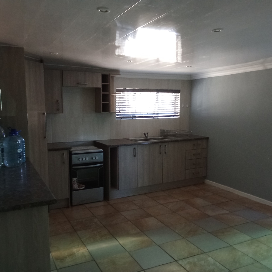 4 Bedroom Property for Sale in Witpoortjie Gauteng