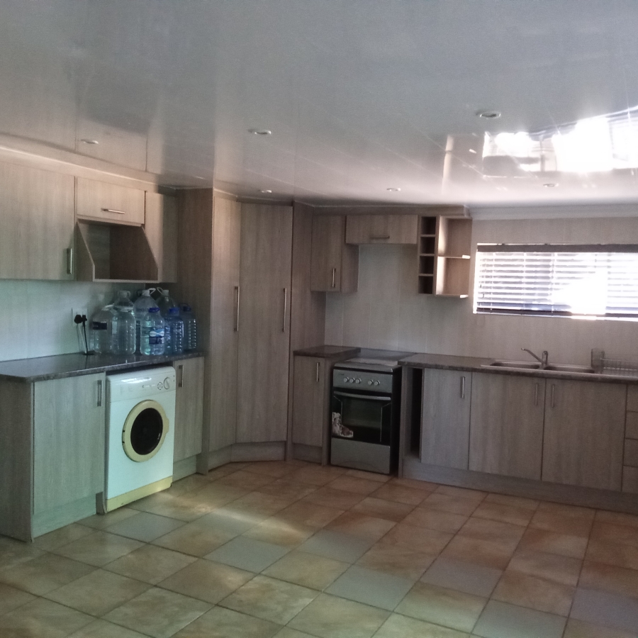 4 Bedroom Property for Sale in Witpoortjie Gauteng