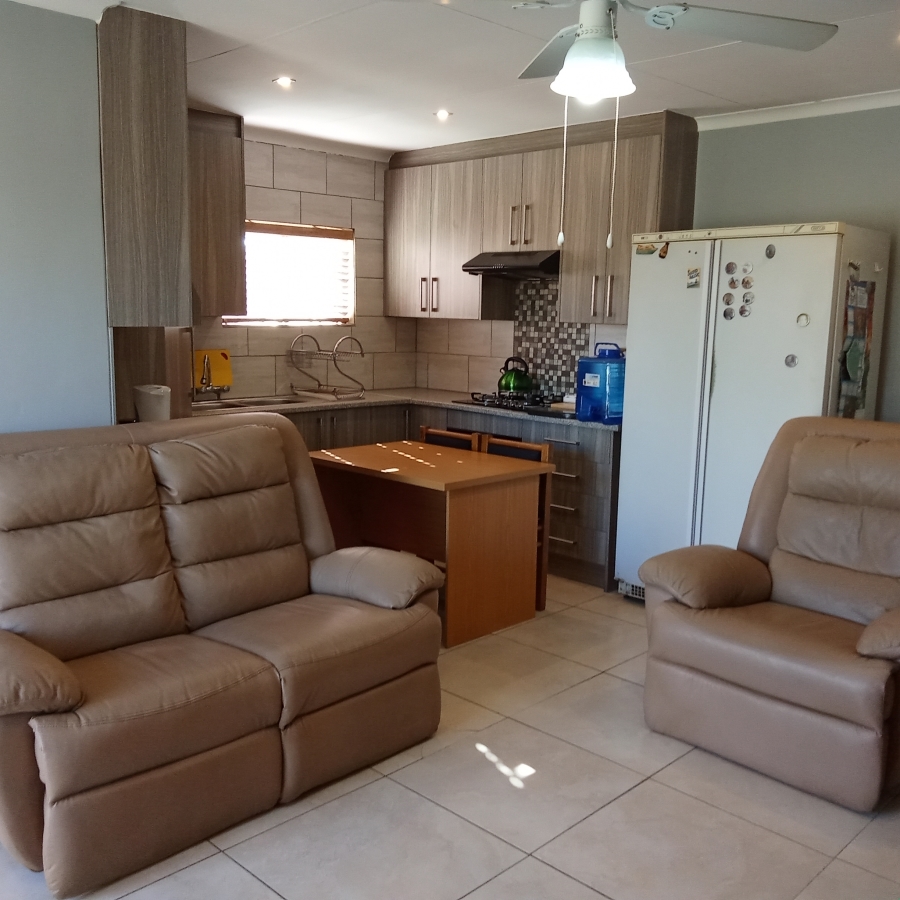 4 Bedroom Property for Sale in Witpoortjie Gauteng