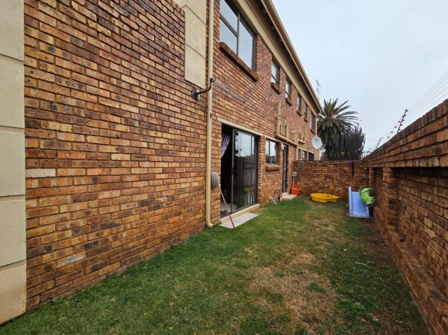 3 Bedroom Property for Sale in Florentia Gauteng