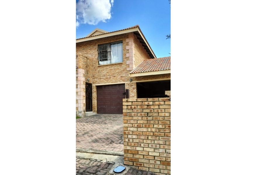 3 Bedroom Property for Sale in Noordhang Gauteng