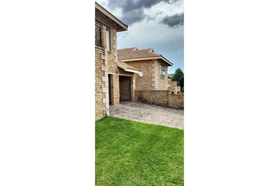 3 Bedroom Property for Sale in Noordhang Gauteng
