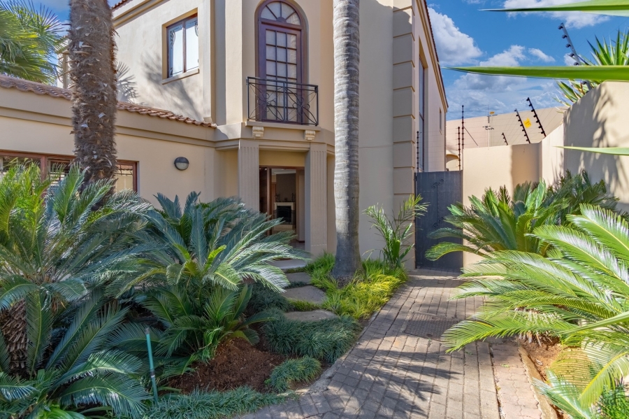 4 Bedroom Property for Sale in Bedfordview Gauteng