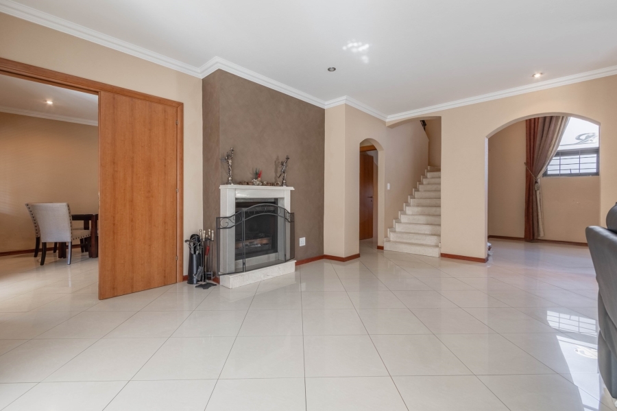 4 Bedroom Property for Sale in Bedfordview Gauteng