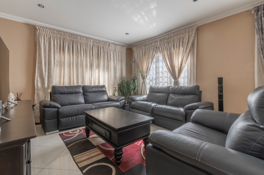 4 Bedroom Property for Sale in Bedfordview Gauteng
