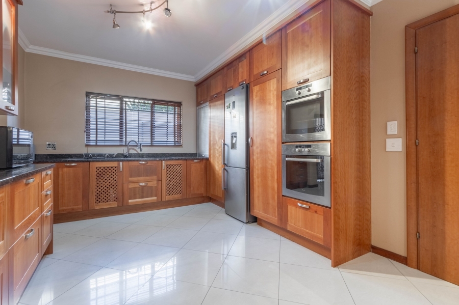 4 Bedroom Property for Sale in Bedfordview Gauteng