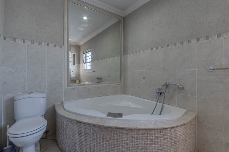 4 Bedroom Property for Sale in Bedfordview Gauteng