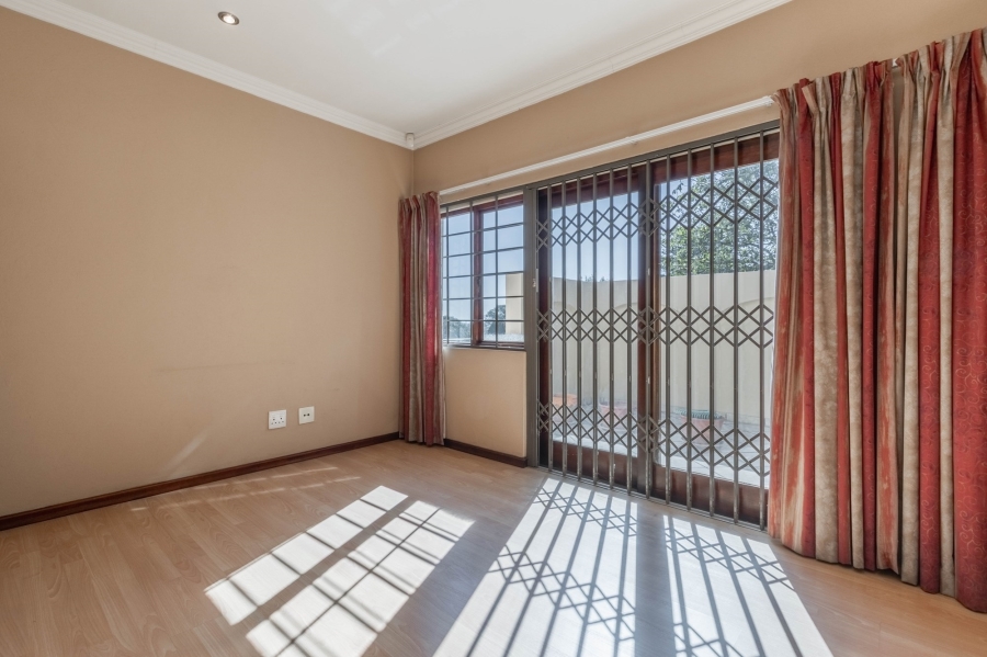 4 Bedroom Property for Sale in Bedfordview Gauteng