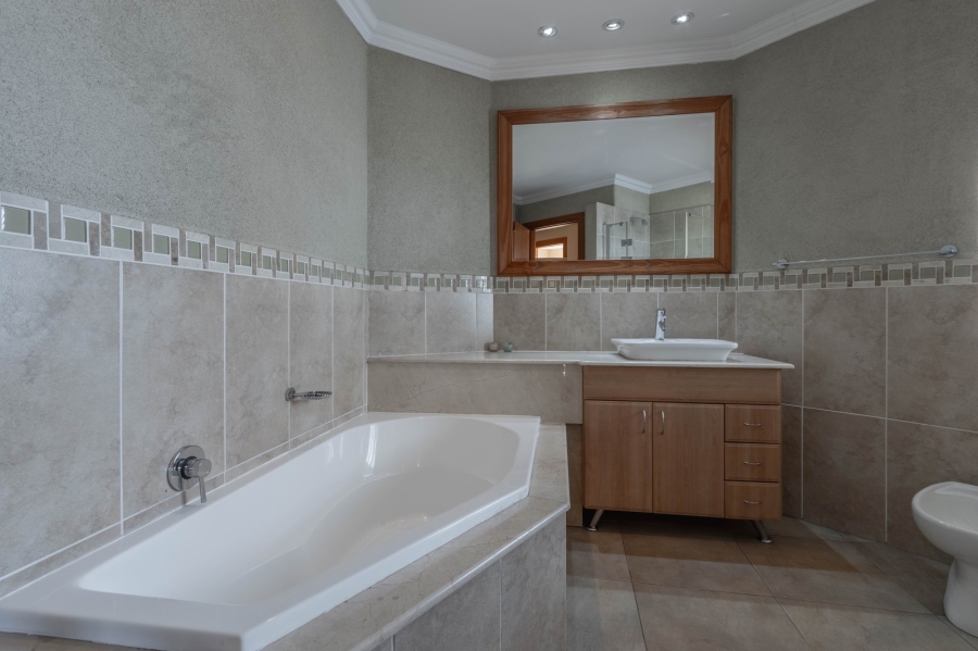 4 Bedroom Property for Sale in Bedfordview Gauteng