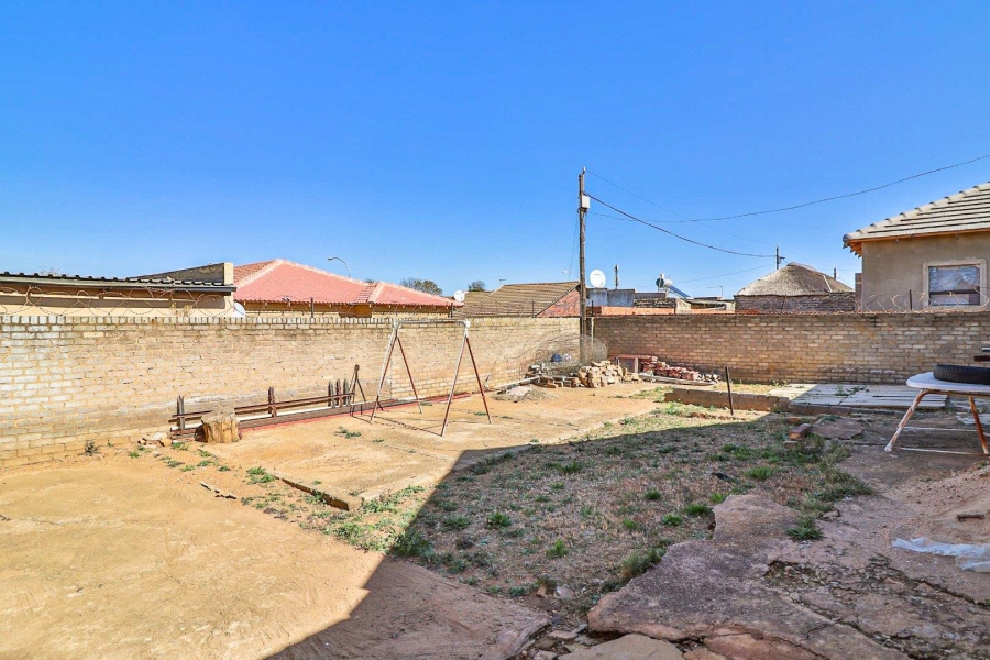 3 Bedroom Property for Sale in Lenasia South Gauteng