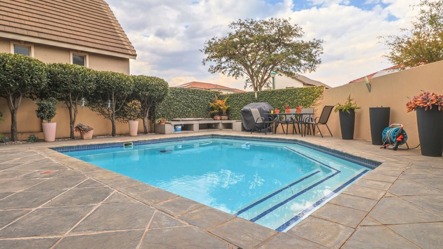4 Bedroom Property for Sale in Irene Farm Villages Gauteng
