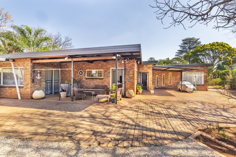 4 Bedroom Property for Sale in Wierda Park Gauteng