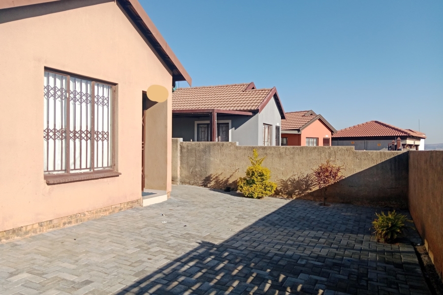 3 Bedroom Property for Sale in Soshanguve VV Gauteng
