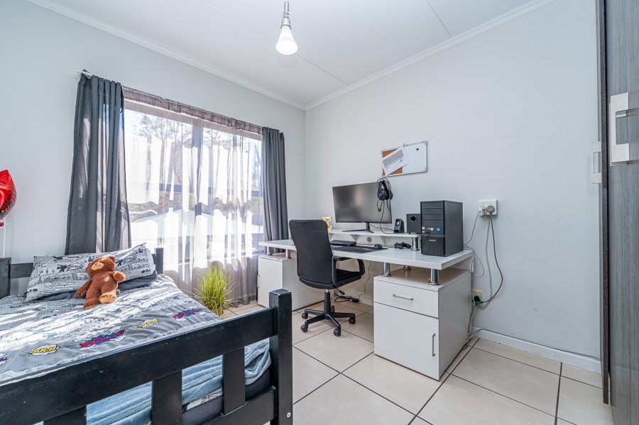 3 Bedroom Property for Sale in Olivedale Gauteng
