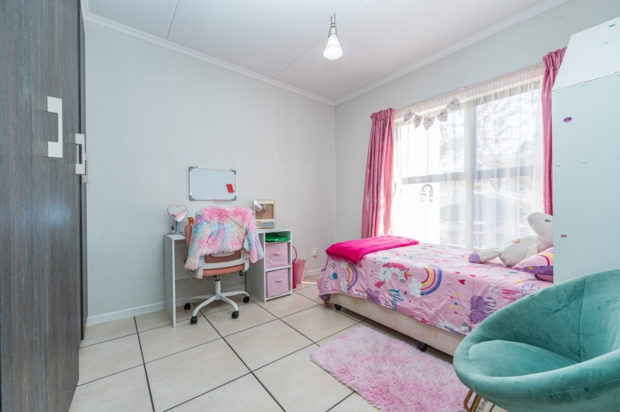 3 Bedroom Property for Sale in Olivedale Gauteng