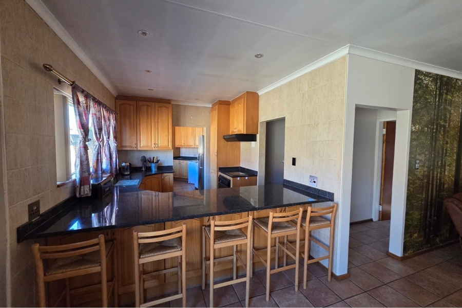 3 Bedroom Property for Sale in Eldoraigne Gauteng