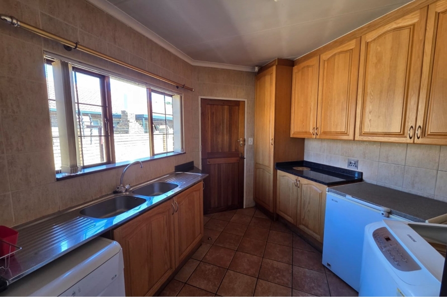 3 Bedroom Property for Sale in Eldoraigne Gauteng