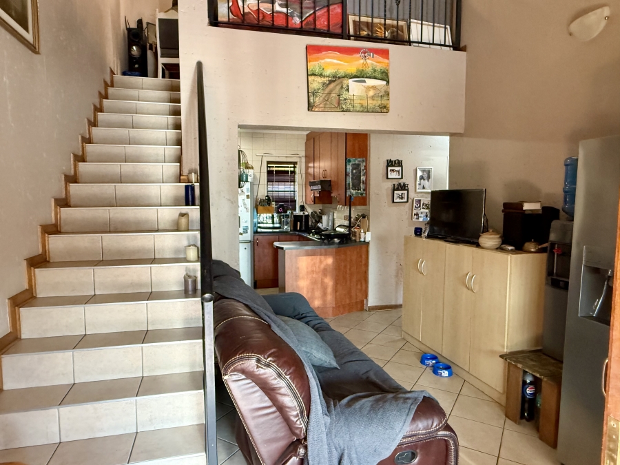 2 Bedroom Property for Sale in Noordheuwel Gauteng