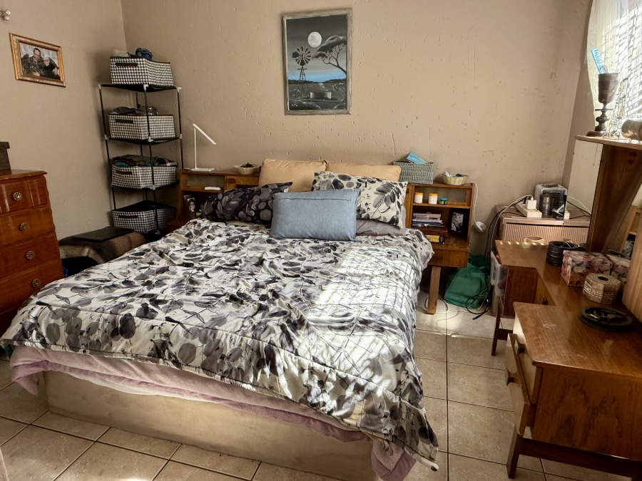 2 Bedroom Property for Sale in Noordheuwel Gauteng