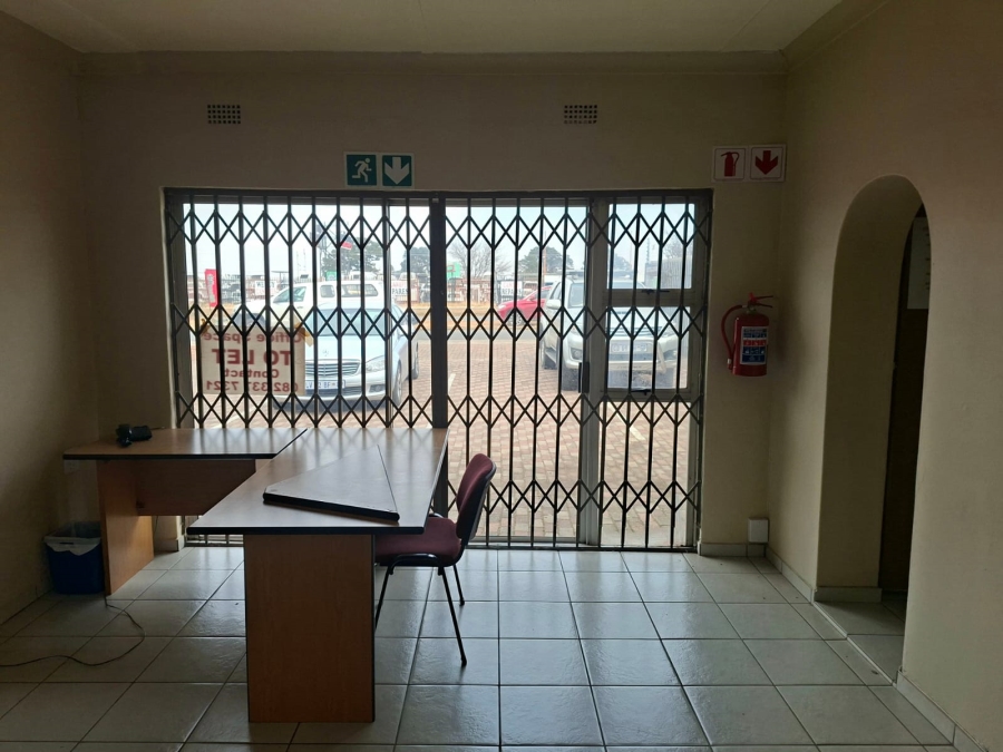 Commercial Property for Sale in Silverfields Gauteng