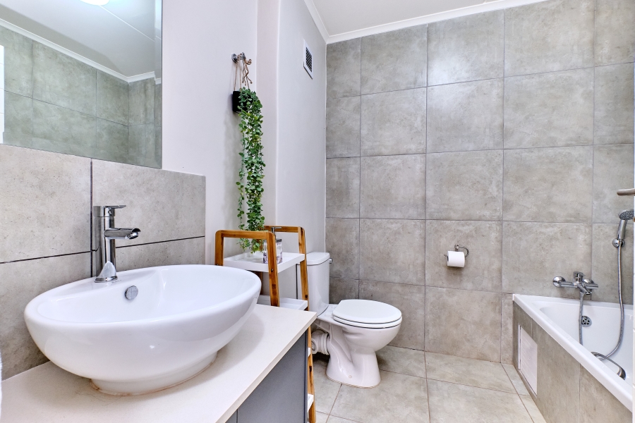 2 Bedroom Property for Sale in Raslouw Gauteng