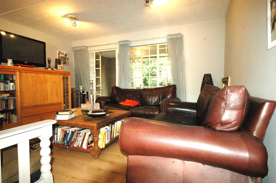 2 Bedroom Property for Sale in Faerie Glen Gauteng