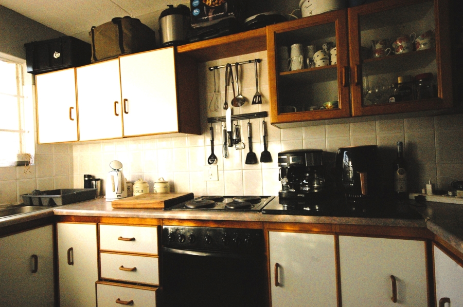 2 Bedroom Property for Sale in Faerie Glen Gauteng
