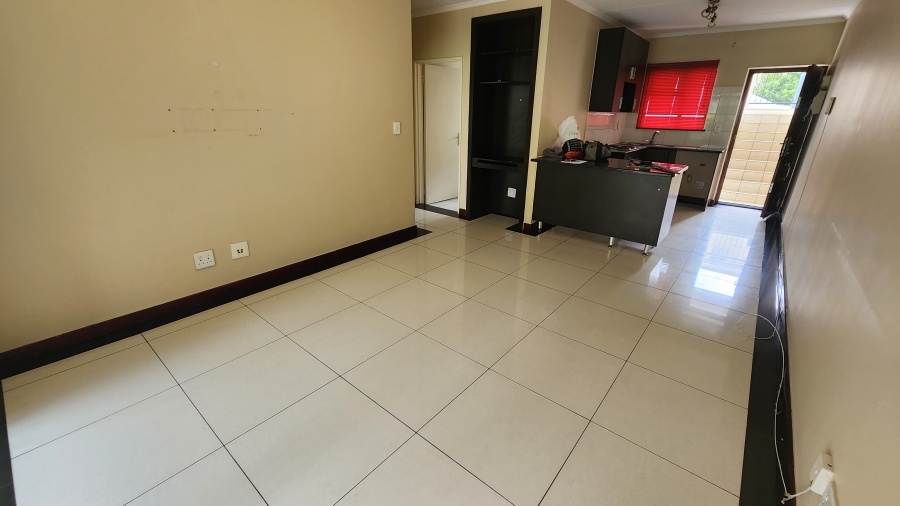 To Let 2 Bedroom Property for Rent in Noordwyk Gauteng