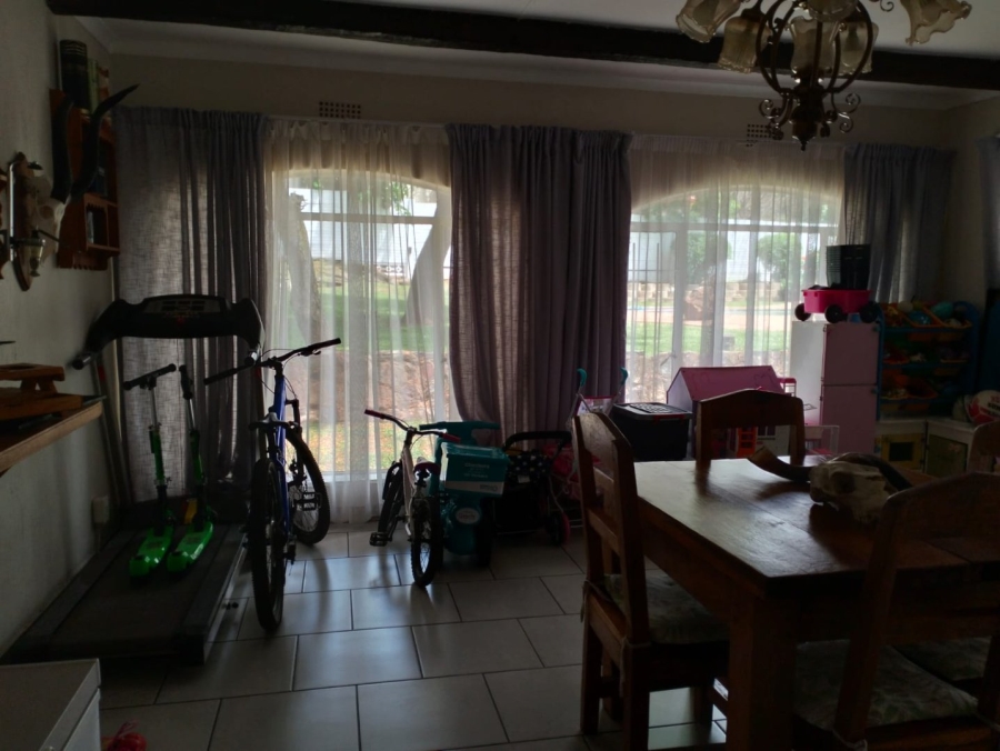 3 Bedroom Property for Sale in Greenhills Gauteng