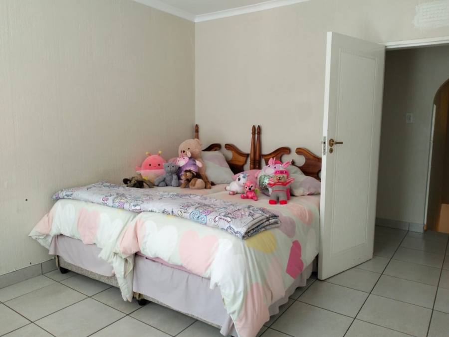 3 Bedroom Property for Sale in Greenhills Gauteng